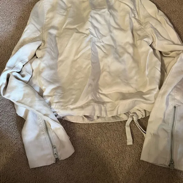 Abercrombie asymmetrical jacket small‎ - Image 10