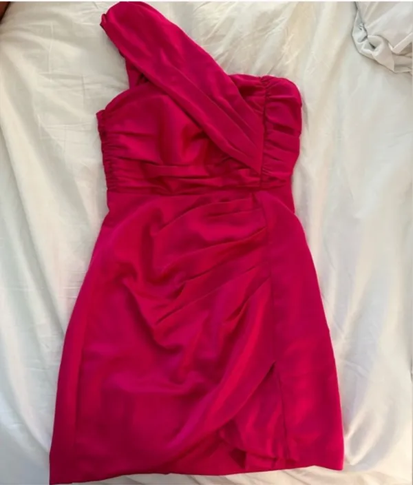 Vestique Pink One Shoulder Formal Dress - Image 3