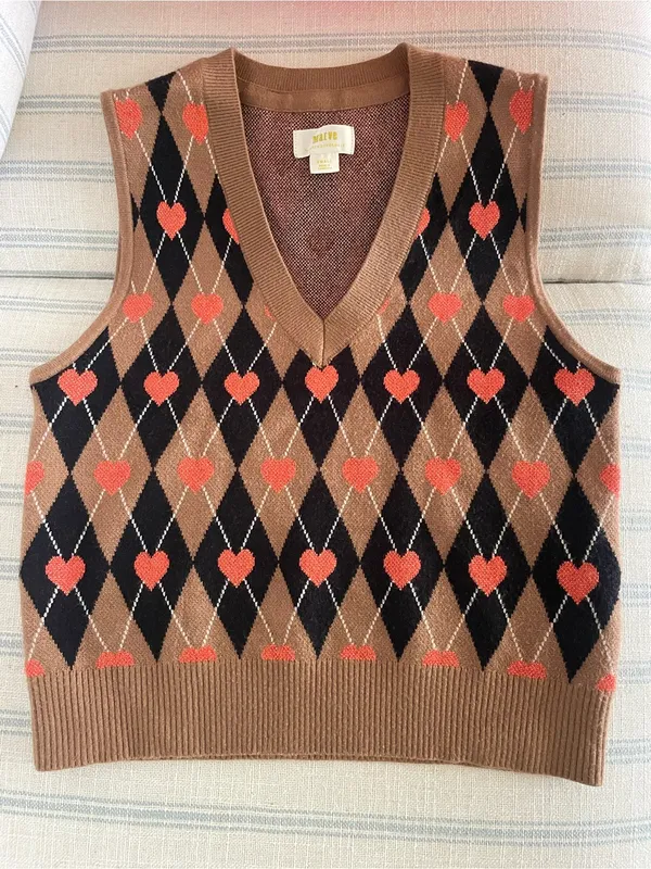 Anthropologie Maeve Heart Argyle V-Neck Knit Sweater Vest in Size Small - Image 2