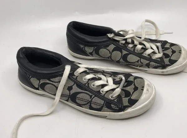 Coach lace up shoes Size: 7.5B - Image 2