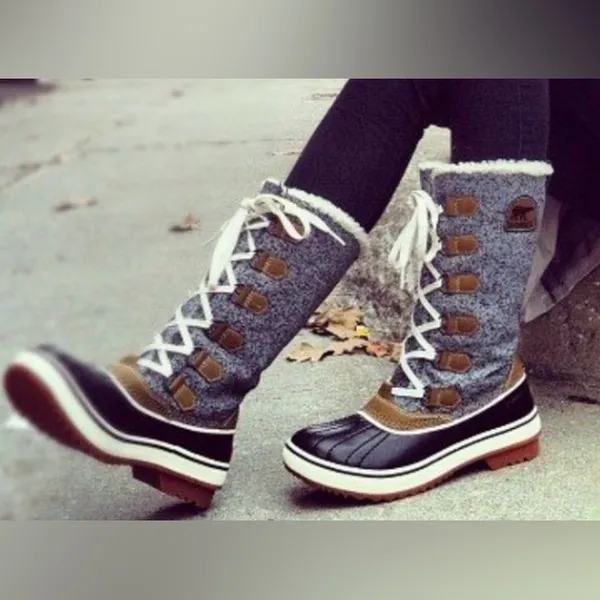 NWOB!! Sorel Women's Tivoli High Winter Boots Size 6 - Image 2