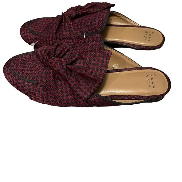 A new Day geometric print bow flats size 8.5 - Image 4