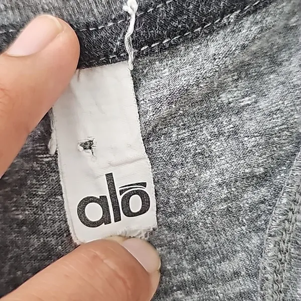 Alo -1603‎ Runsup Grey Tank Top Fits a Small - Image 3
