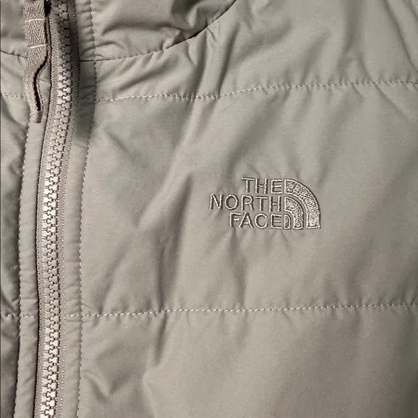 The North Face reversible women’s sherpa vest cream - Image 2