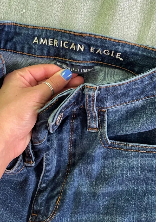 American Eagle Outfitters Skinnies - Image 2
