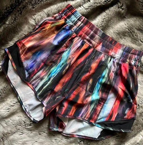 Lululemon Multi Colored Hotty Hot Shorts - Image 4