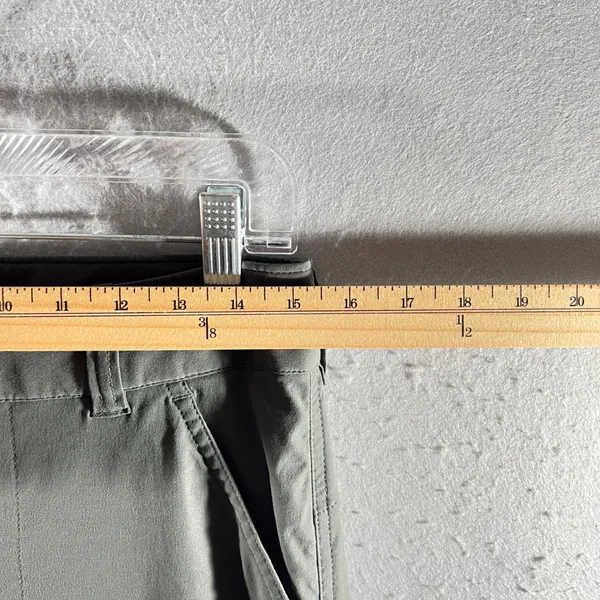 1245 | Columbia Omni-Shield‎ Hiking Gorpcore Utility Pants Sage Green Women 4S - Image 4