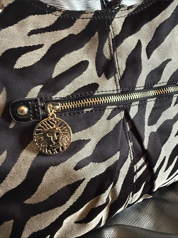 Anne Klein Black and Cream Zebra-Print Tote NWT - Image 2