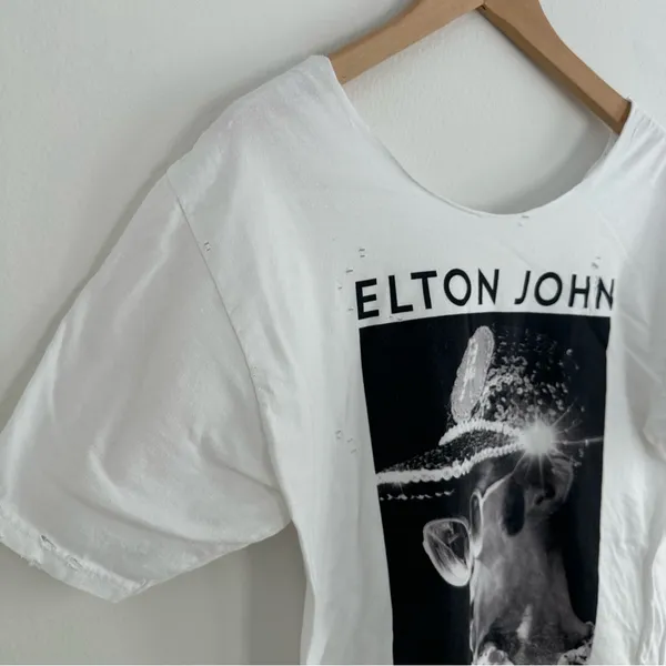 Elton John off the shoulder T-Shirt - Image 4