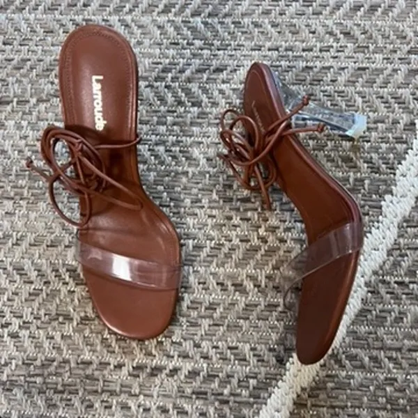 Larroudé Gloria Sandal In Caramel Leather and Vinyl Sz 8.5 - Image 2