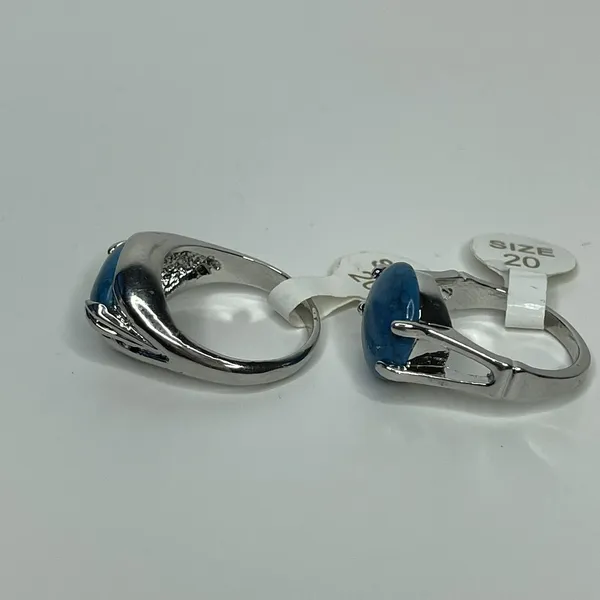 Size 20 Cocktail Ring Silver Tone Turquoise Teal Colored‎ Faux Stone Boho - Image 2