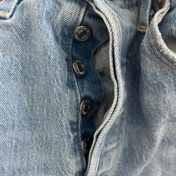 Levi's 501 Mid Wash Straight Legged Women’s Jeans with Button Up Fly - Image 8