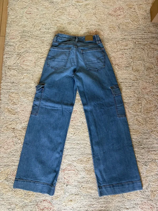 American Eagle Jeans - Image 2