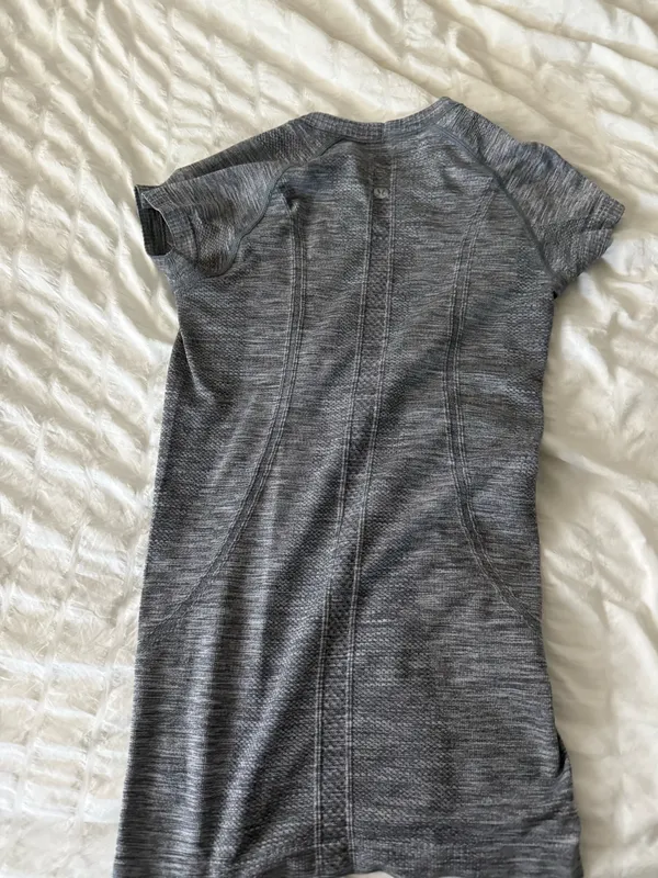 Lululemon Swiftly Tech - Image 2