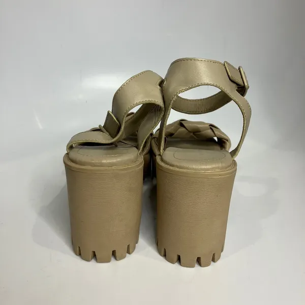 Madden girl lug sole Woven Leather sandals tan women's size 9 punk trendy‎ - Image 4