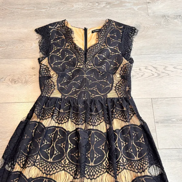 Blu Pepper Medium‎ M Black Lace Nude Illusion Dress Womens Flounce Formal - Image 3