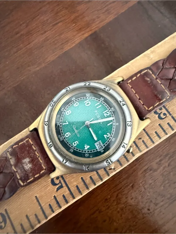 Fossil Watch Needs Batteries - Image 3