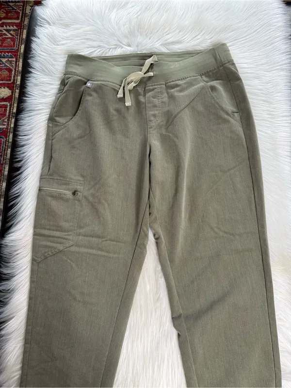 Figs Heathered Olive PO 1449 Zamora Scrub Pants - Image 2