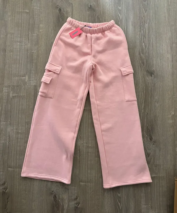 Edikted NWT Baby Pink Wide Leg Cargo Sweatpants (S) - Image 2