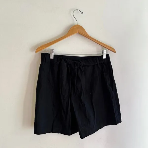 Banana republic black linen trouser shorts - Image 7