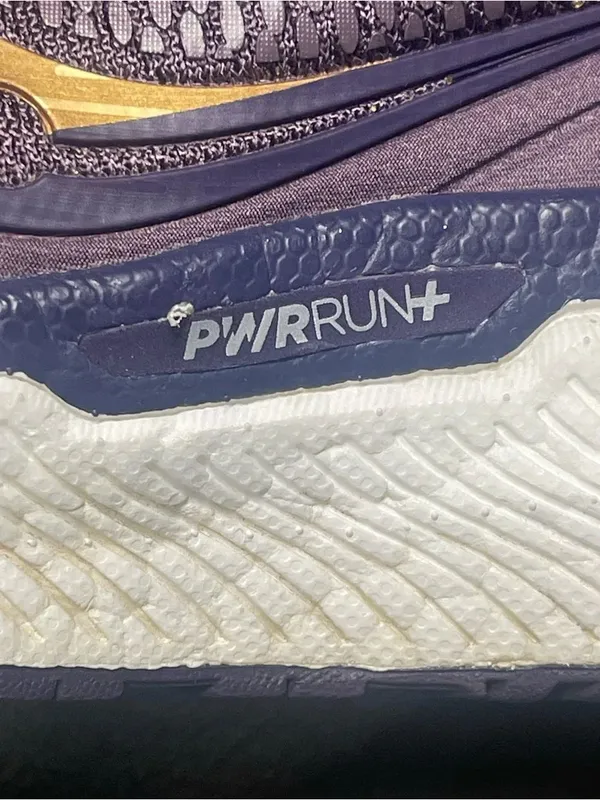 Saucony Triumph 18 Women's Purple Running Shoes S10595-20 Size 6 - Image 6