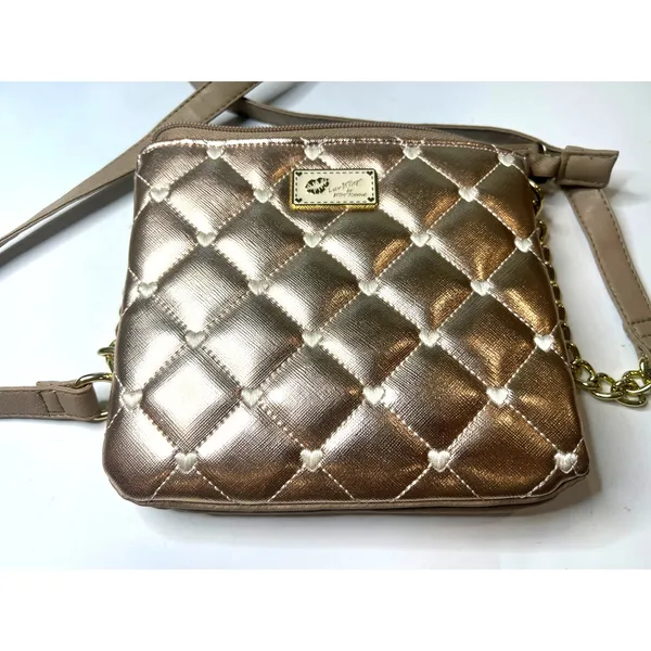 Luv Betsey Johnson rose gold quilted crossbody purse bag metallic hearts chain - Image 4