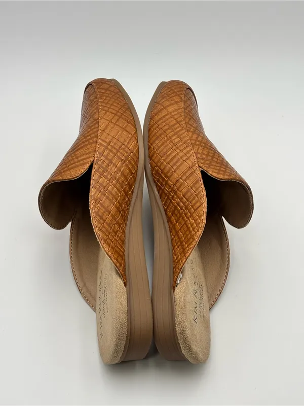 Kim Rogers EMILY Tan Faux Leather Slip-On Loafers Size 6M - Image 6