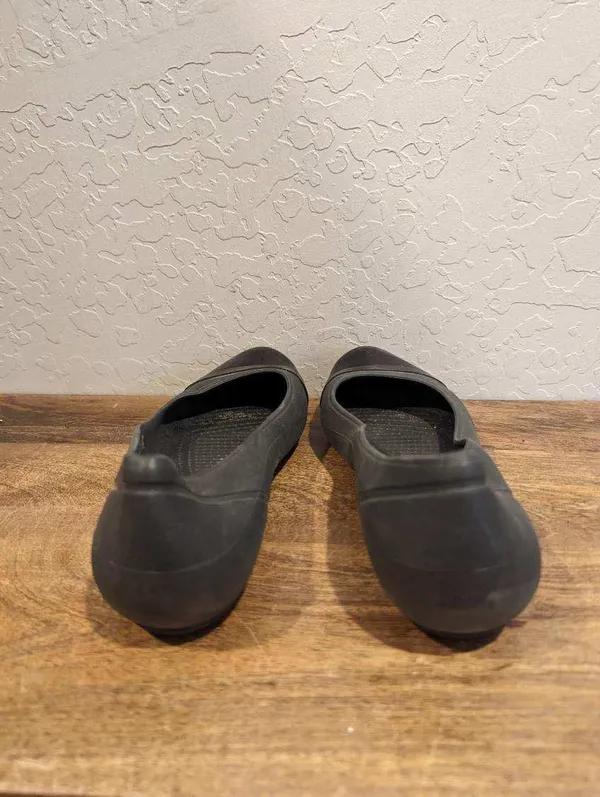 CROCS Patent Cap Toe Slip-On Flats Ballet Shoes black Size 9 Women’s - Image 3