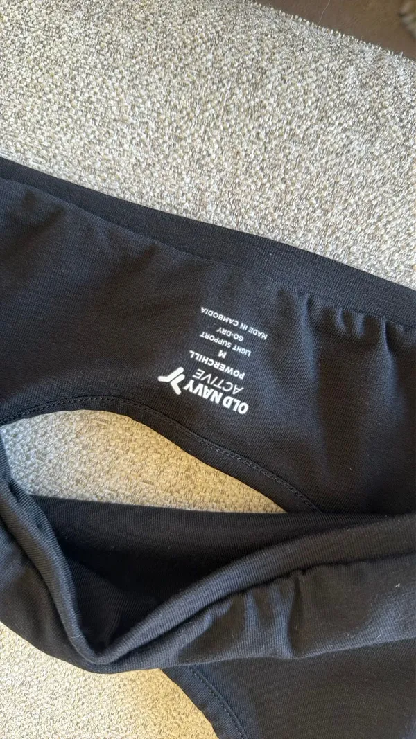 Old Navy Powerchill Sports Bra - Image 3