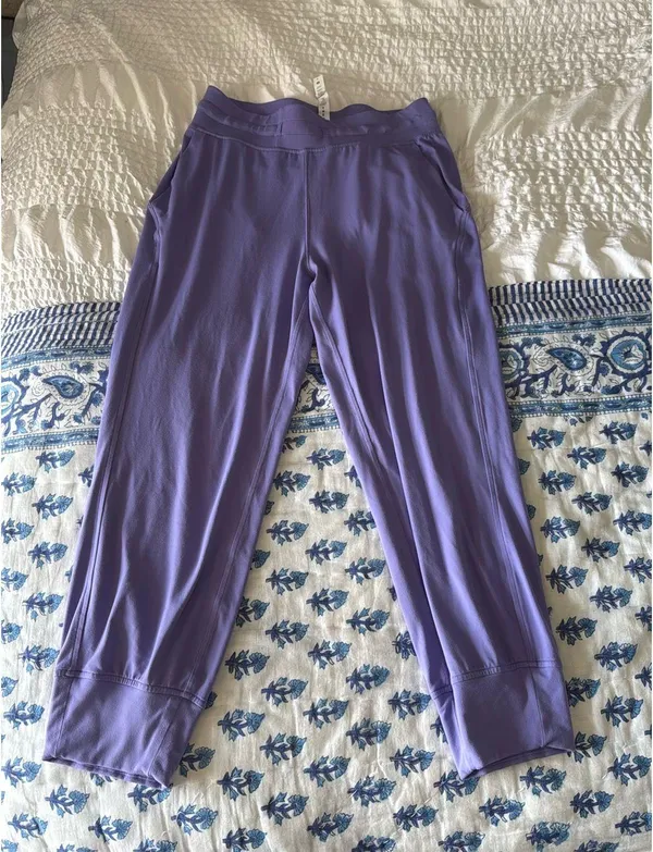 Lululemon Ready to Rulu CROPPED Joggers - Image 4