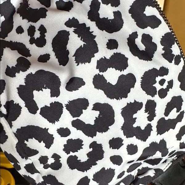 NWT Black & White Leopard Mini Belt Bag | Crossbody Fanny Pack - Image 7