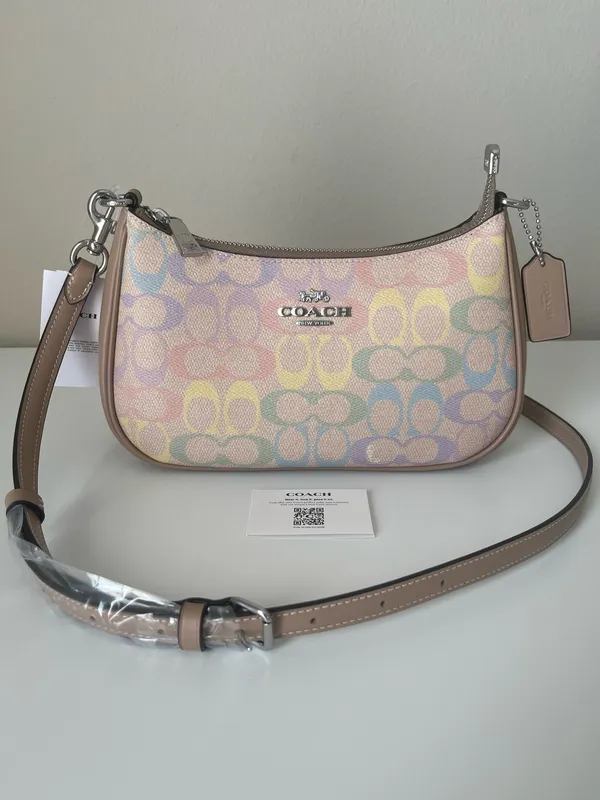 Coach Teri Shoulder Bag In Rainbow Signature Canvas - Image 4