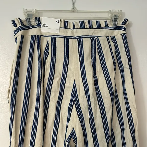 NWT Express High Rise Paperbag Ankle Pants Cream Blue Stripe Size 4 - Image 6