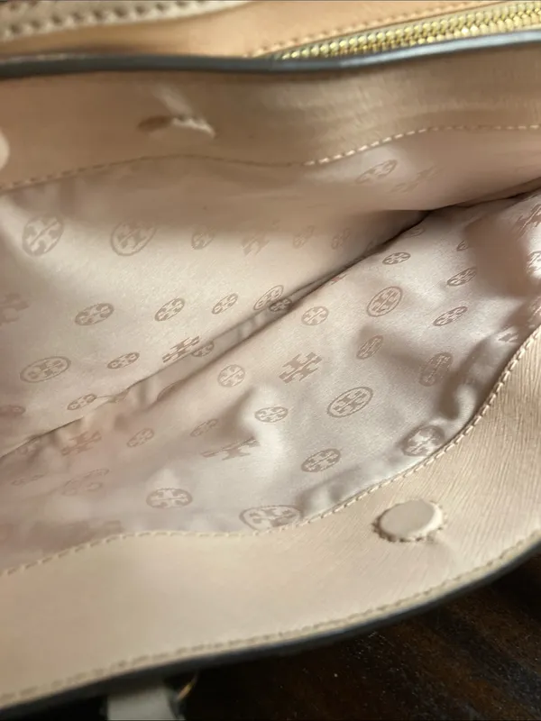 Tory Burch Robinson Large Pale Leather Satchel with Detachable Strap - Image 10