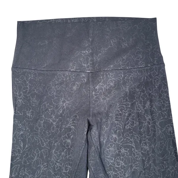Lululemon Wunder Under Leggings Womens 8 Black‎ Floral Embossed High Rise - Image 2