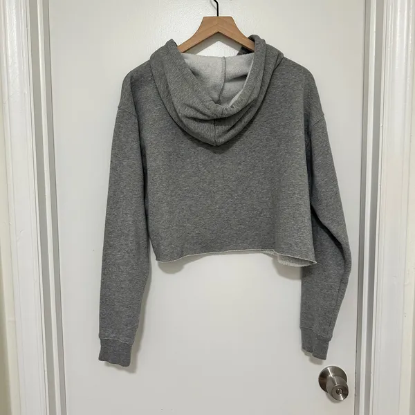 Wild Fable‎ | Women's Gray Cropped Hoodie Raw Hem Fleece Sweatshirt, Size M - Image 2