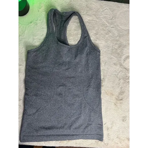 Lululemon Women's Gray Swiftly Tech Racerback Tank Top Size 4 - Image 2