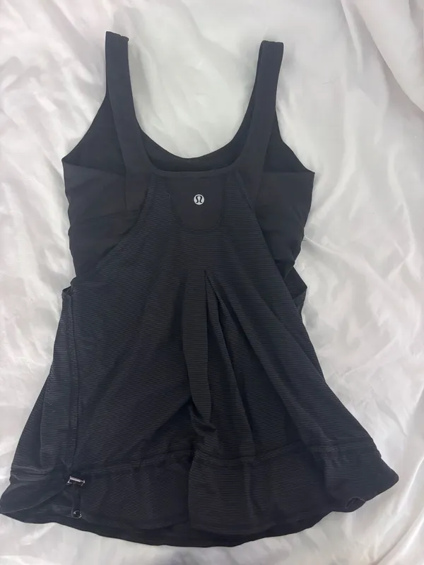Black Lululemon tank - Image 2