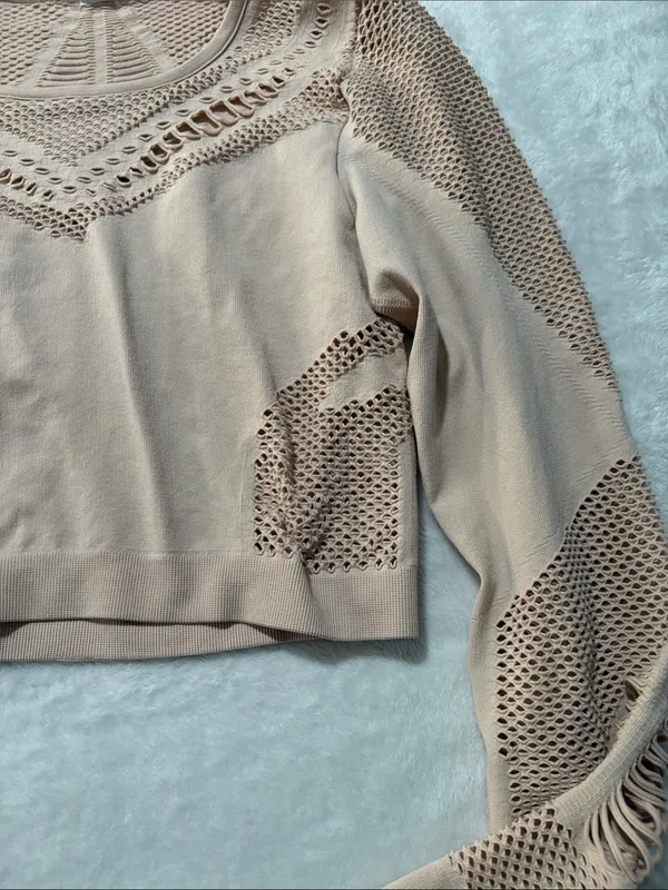 Alo yoga size large pink Cropped Open-Knit Long Sleeve Top in Light Blush - Image 4