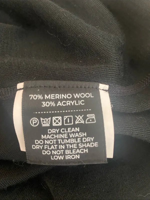 Ororo Merino Wool L/S Crew 200mg Black SMALL - Image 7