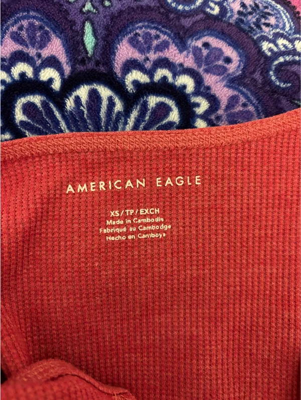 American Eagle Lettuce Edge Top - Image 3