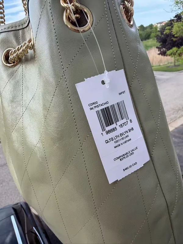 nwt coach Evelyn Shoulder Bag With Quilting gold/pistacho，cdr00 - Image 5