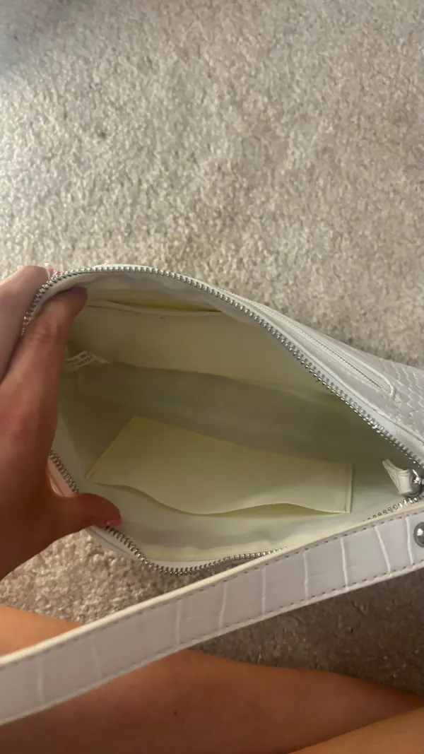White Purse - Image 3
