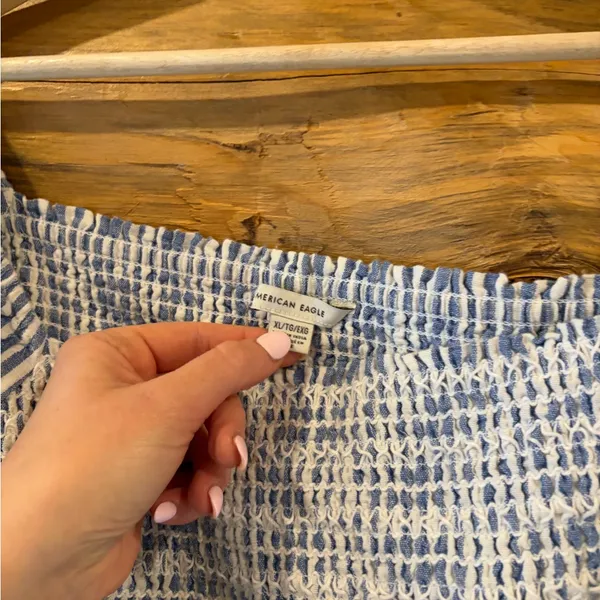 American Eagle Puff Sleeve Smocked size XL - Image 4