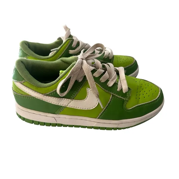 Nike Dunk Low Chlorophyll Green Size 8 Women's Sneaker Shoe Streetwear Casual - Image 4