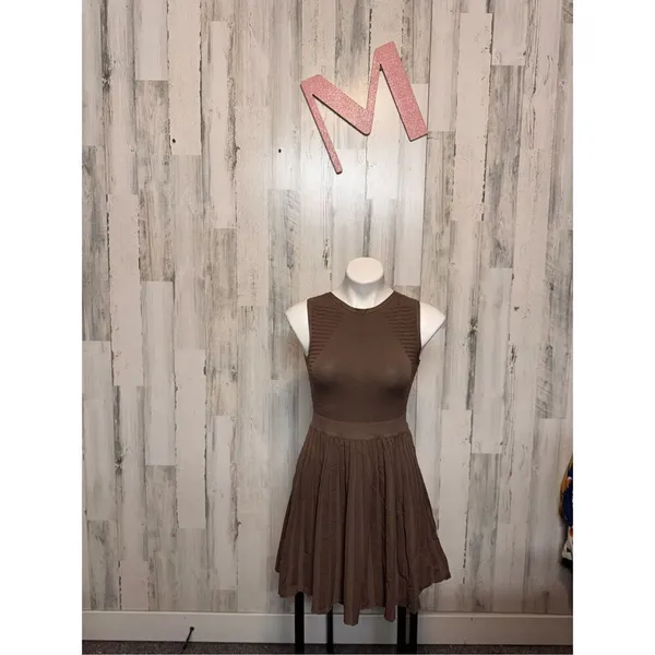 Kerisma Brown dress size medium - Image 6