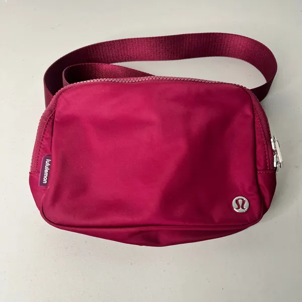 Lululemon Red Merlot Everywhere Belt Bag - Image 2
