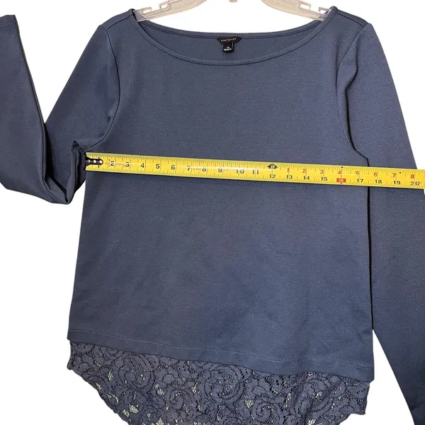 Ann Taylor Shirt Womens Medium Blue Lace Hem Boat Neck Tunic Long Sleeve Top - Image 7