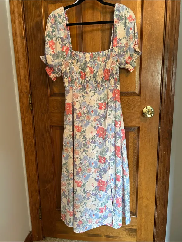 ASTR Smocked Square-Neck Floral Midi Dress in Pastel Multi, Medium NWT - Image 3