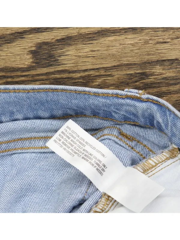 Universal Thread Womens Highest-Rise Vintage Straight Jeans Light Wash Blue 2 - Image 4